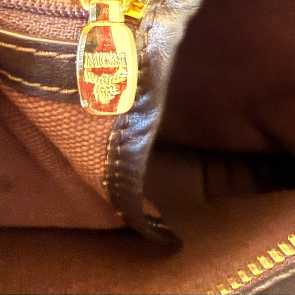 💎AUTHENTIC MCM SMALL CHOCO TOTE BAG EXCELLENT CONDITION 💎 - Picture 6 of 14